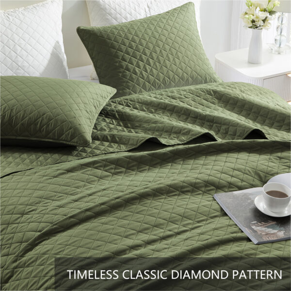 卖点图3 Homelike Moment Twin Quilt Set, Lightweight Quilt, Soft Twin XL Quilts Olive Green